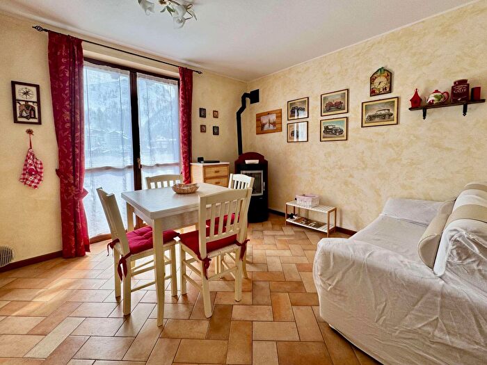 Appartamento bilocale in vendita in Via Cortivo, Foppolo