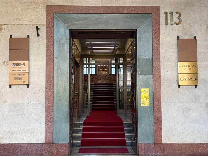 Appartamento con 5 locali in affitto in Piazza Castello, Via Roma, Torino