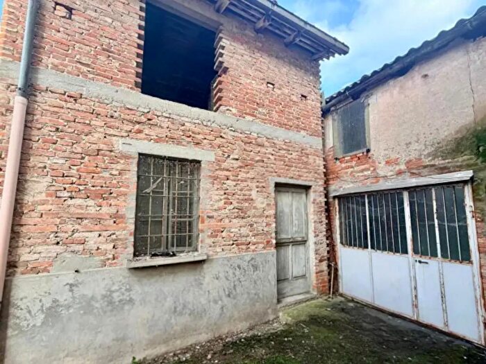 Casa con 6 locali in vendita in Via Sacchello Vecchio, Sarmato