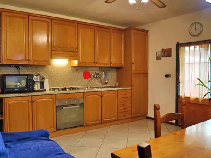 Appartamento con 6 locali in vendita in Via di Cortenuova, Empoli