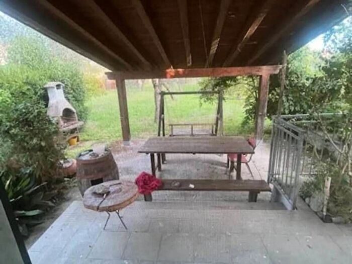 Casa quadrilocale in affitto in Via Borghetto, Borghetto Melara, Fosdinovo