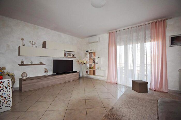 Appartamento quadrilocale in vendita in Viale Friuli, Ivrea