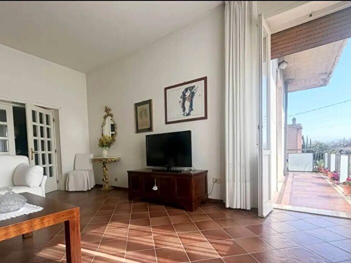 Appartamento quadrilocale in vendita in Via Croce del Sud, Terni