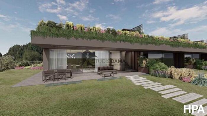 Casa quadrilocale in vendita in Padenghe Sul Garda