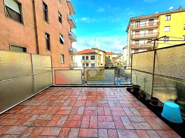 Appartamento trilocale in vendita in Corso Martiri della Libertà, Cairo Montenotte