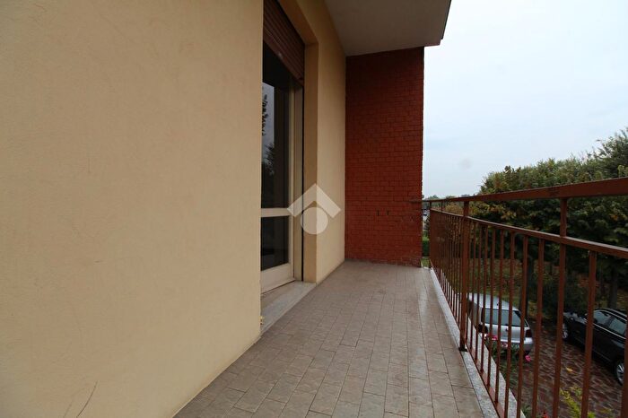 Appartamento trilocale in vendita in Via Canale, Casalgrande