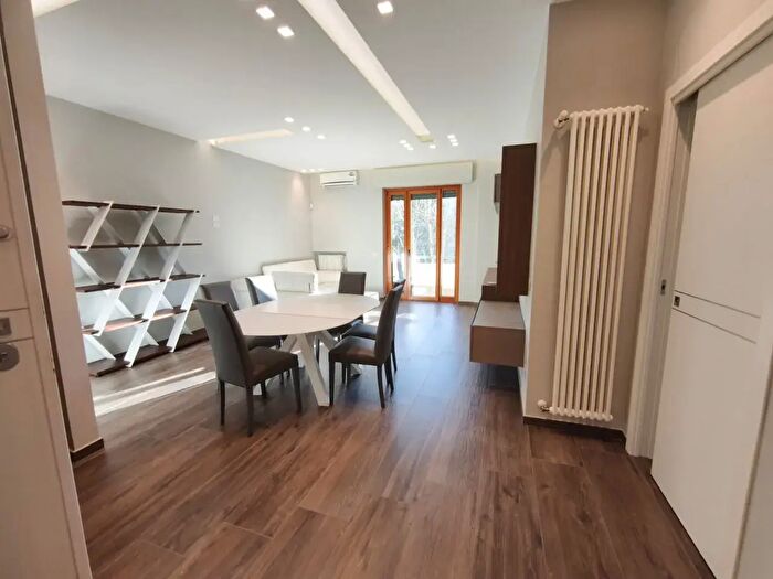 Appartamento bilocale in affitto in Via Firenze, Andria