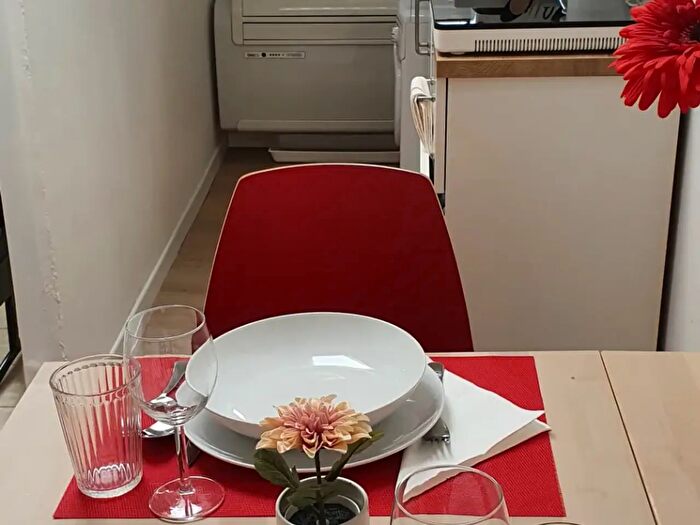 Appartamento monolocale in affitto in Via della Sila, Milano