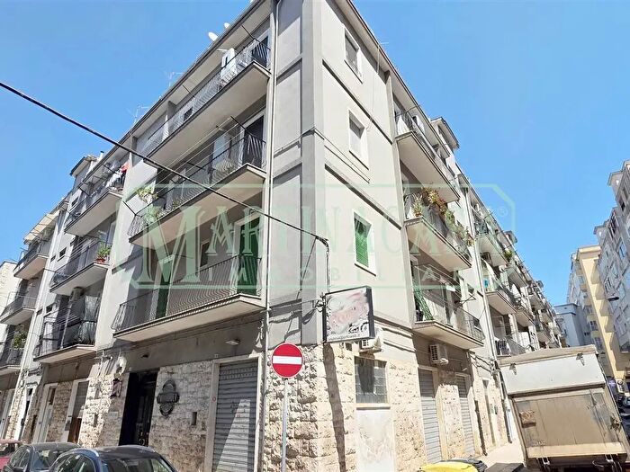 Appartamento bilocale in vendita in Via Teano, Martina Franca