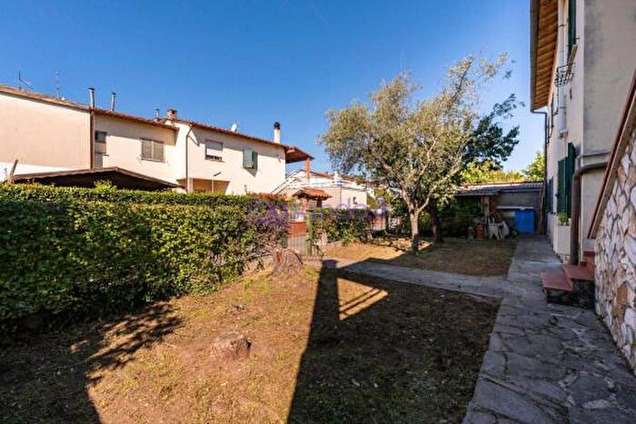 Appartamento con 5 locali in vendita in Via Don Giovanni Minzoni Bien, Bientina