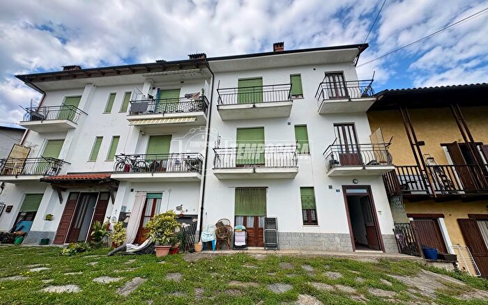 Casa con 6 locali in vendita in Via Freinetto, Coazze