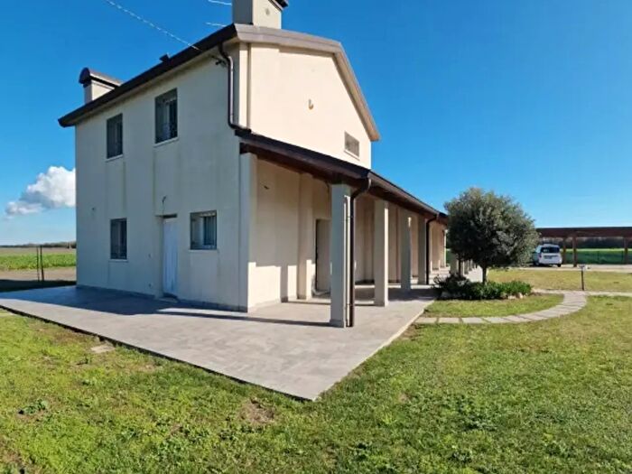 Casa bilocale in vendita in Via Valle Staffano, Comacchio