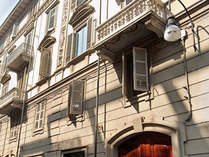 Appartamento quadrilocale in affitto in Via Ormea, San Salvario Baretti, Torino