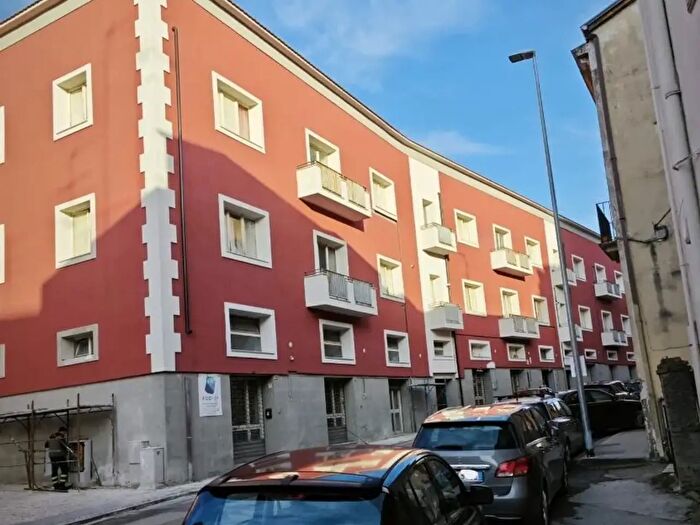 Appartamento trilocale in vendita in Via Torre della Catena, Benevento