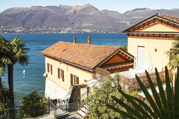 Appartamento bilocale in affitto in Brezzo Di Bedero