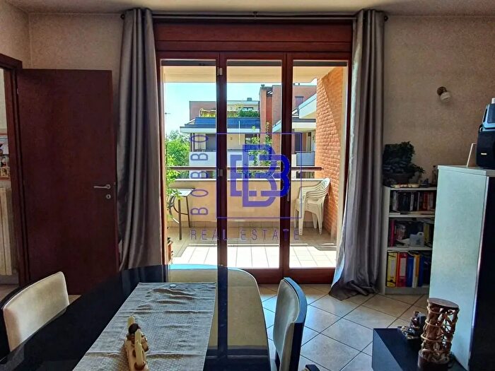 Appartamento trilocale in vendita in Via SantAlessandro, Mariano Comense
