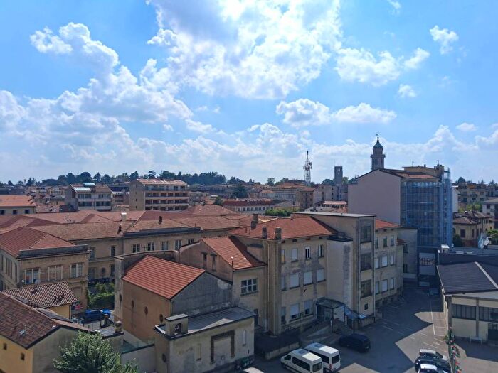 Case in Vendita e in Affitto - 3