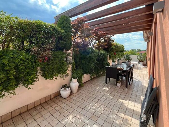 Appartamento con 7 locali in vendita in Via Giovine Europa, Vigonza