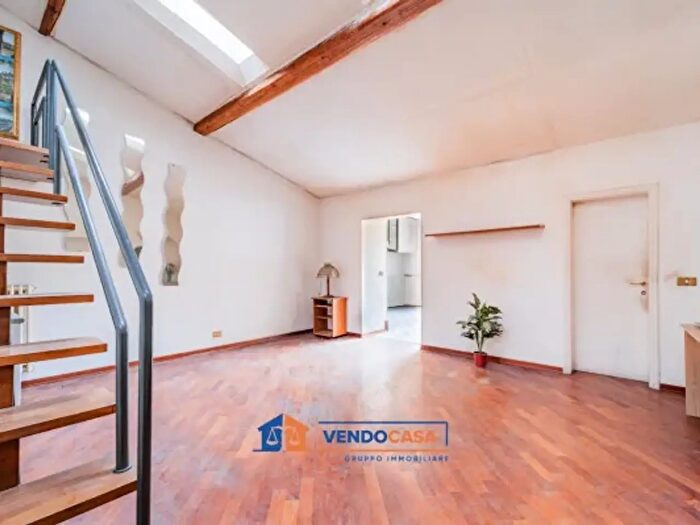 Appartamento quadrilocale in vendita in Via Guelfa, Firenze