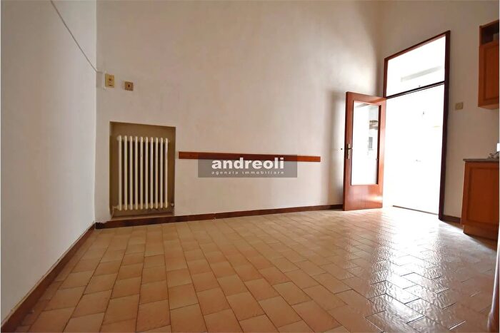 Appartamento con 6 locali in vendita in Chiaravalle