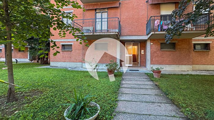 Appartamento trilocale in vendita in Via Smetana, Reggio Emilia