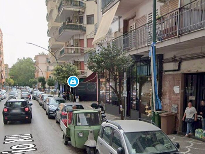 Appartamento trilocale in affitto in Via Pio XII, Centro, Casoria