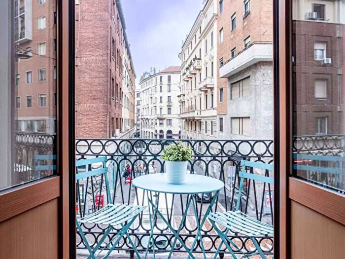 Appartamento bilocale in affitto in Via Gian Giacomo Mora, Carrobbio, Milano