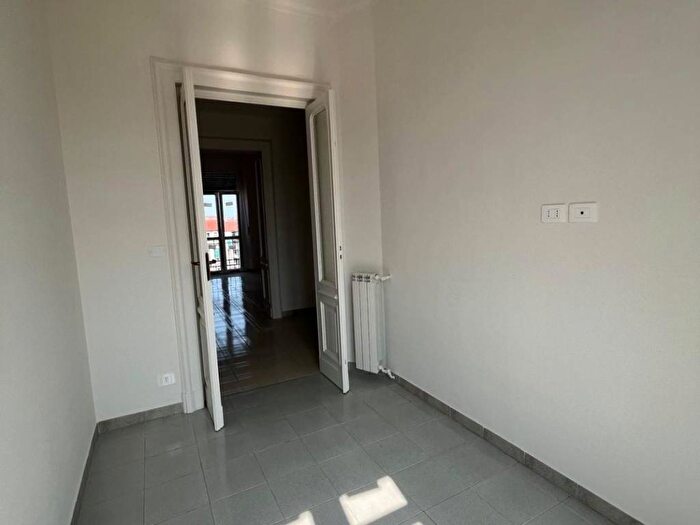 Appartamento quadrilocale in affitto in Via Nizza, Nizza Millefonti, Torino