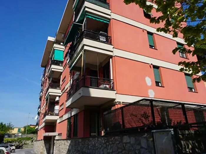 Appartamento trilocale in vendita in Mura degli Angeli a, Genova