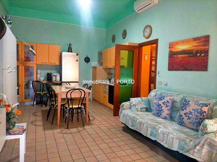 Appartamento trilocale in vendita in Comacchio