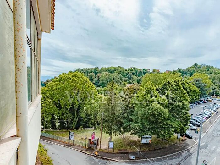 Appartamento trilocale in vendita in Via Vittorio Veneto, Riano