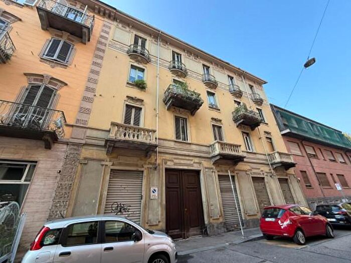 Appartamento in vendita in Via Antonio Fontanesi, Torino