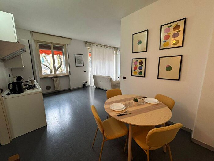 Appartamento bilocale in affitto in Via Popoli Uniti, Rovereto, Milano