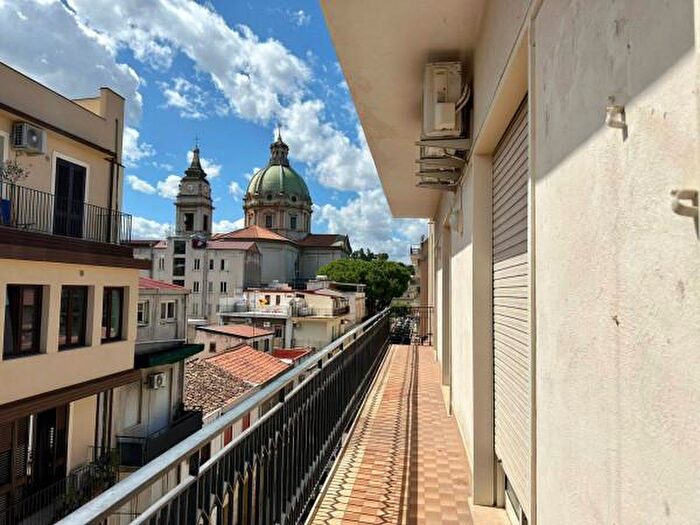 Appartamento con 5 locali in vendita in Via Giuseppe Verdi, Barcellona Pozzo Di Gotto