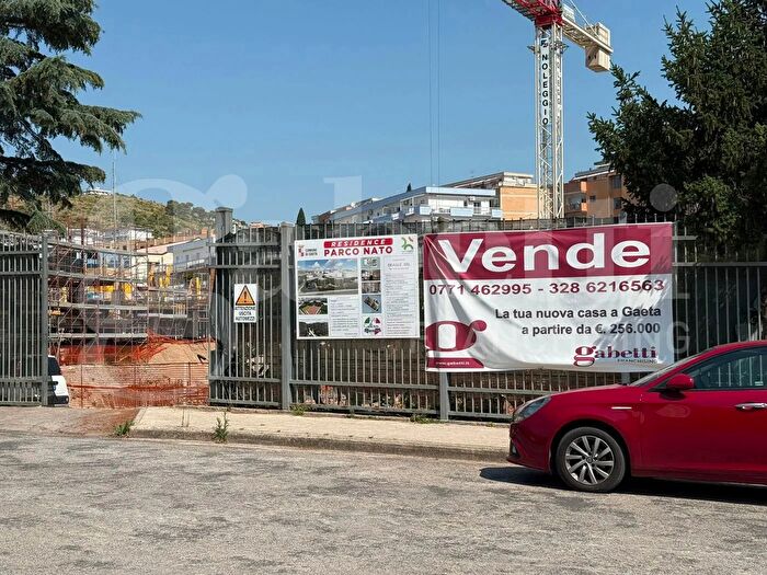 Appartamento bilocale in vendita in Via Calegna, Gaeta