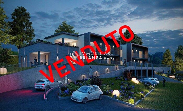 Appartamento quadrilocale in vendita in Via Monte Rosa, Monticello Brianza