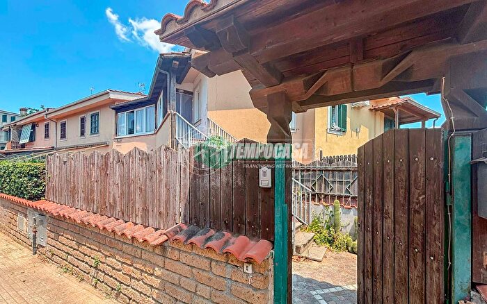 Appartamento bilocale in vendita in Anguillara Sabazia