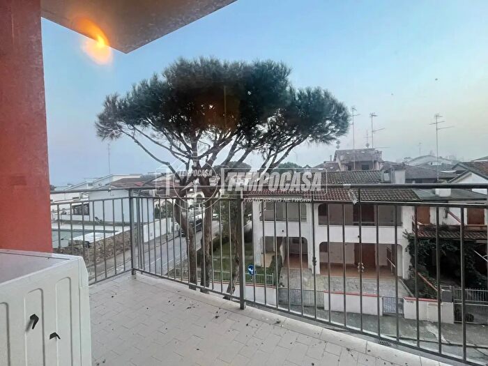 Appartamento trilocale in vendita in Comacchio