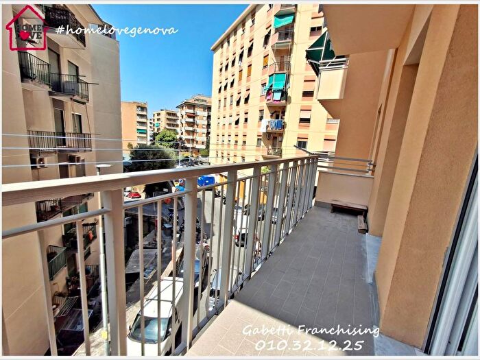 Appartamento con 6 locali in affitto in Via Giuseppe Sapeto, Borgoratti, Genova