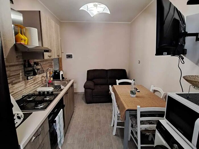 Casa bilocale in vendita in Via Galileo Galilei, Lamezia Terme