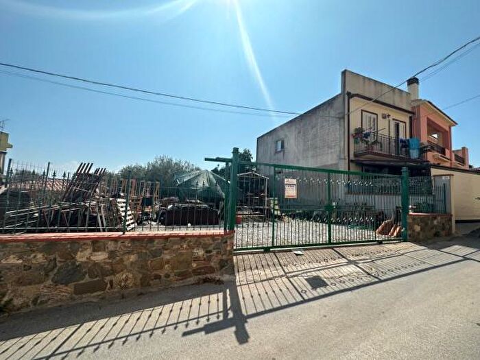 Casa con 5 locali in vendita in Milazzo