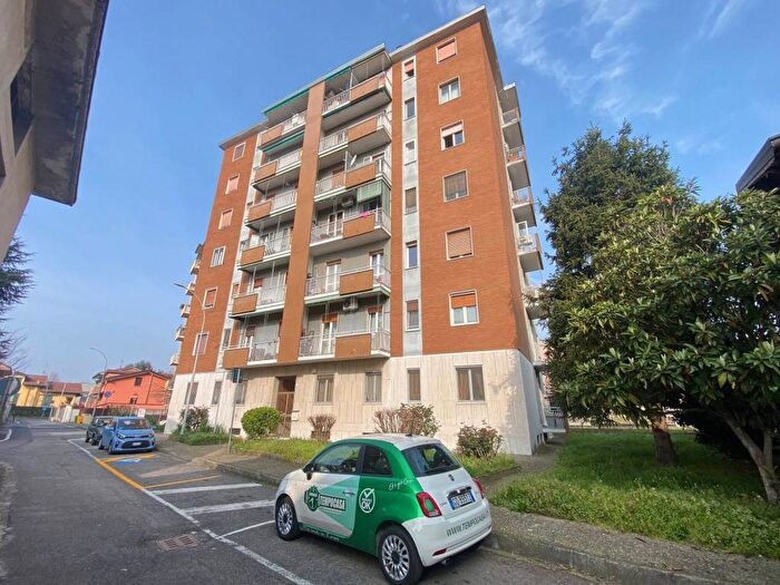 Appartamento bilocale in affitto in Via Monsignor Moneta, Centro, Cornaredo