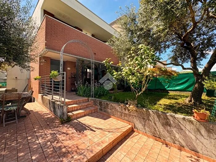 Casa con 12 locali in vendita in Via degli Ontani, Codroipo