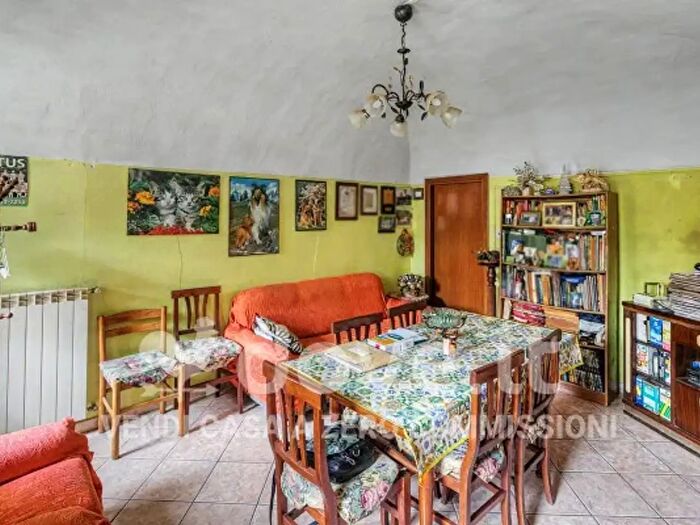 Casa quadrilocale in vendita in Via Maestra, Mombello Monferrato
