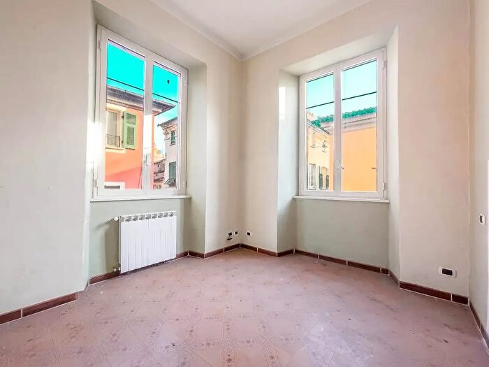 Appartamento quadrilocale in vendita in Sarzana