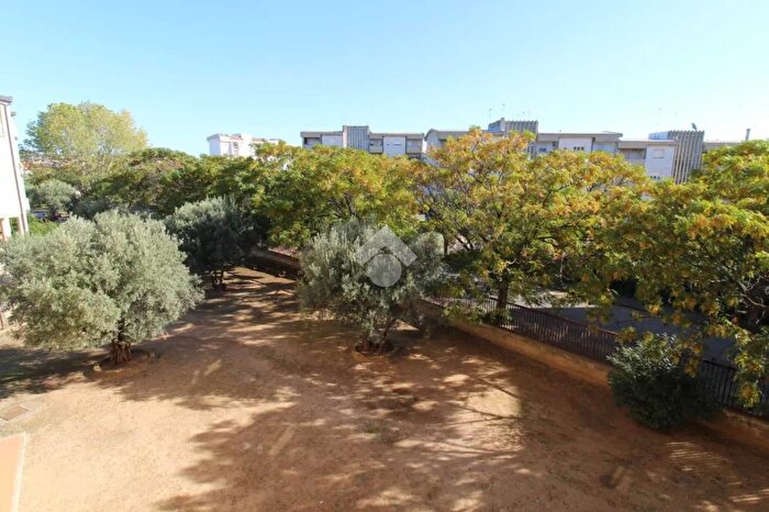 Appartamento trilocale in vendita in Via Eduardo De Filippo, Isola Di Capo Rizzuto