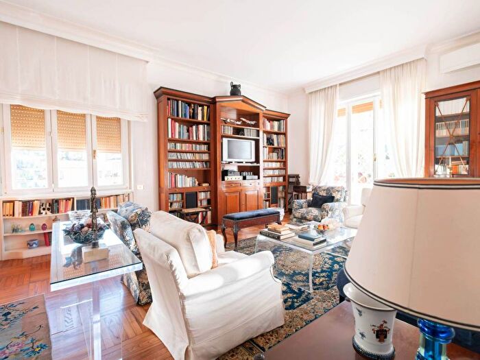 Appartamento quadrilocale in affitto in Via Alberto Caroncini, Parioli, Roma