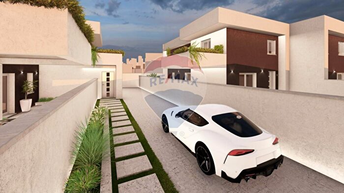 Casa quadrilocale in vendita in Via Corsica, Copertino