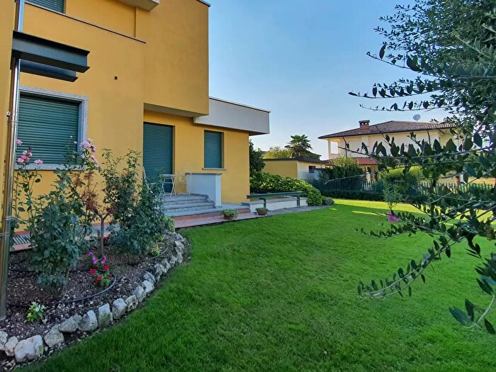 Appartamento in affitto in Via Palmiro Togliatti, Antegnate