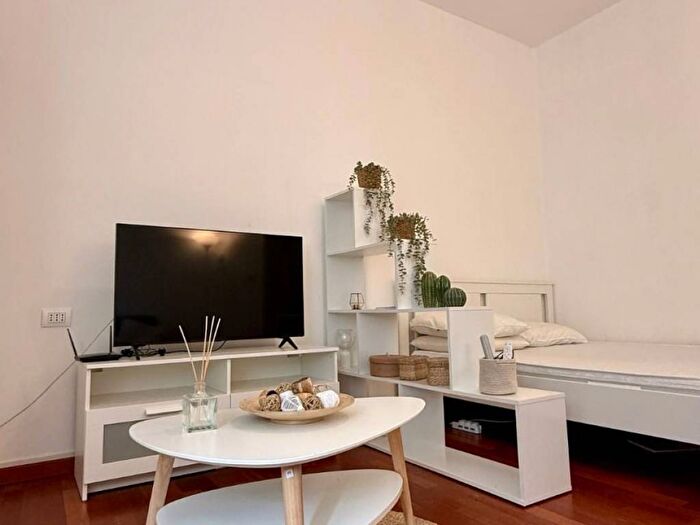 Appartamento monolocale in affitto in Via Pietro Pomponazzi, Pezzotti Meda, Milano